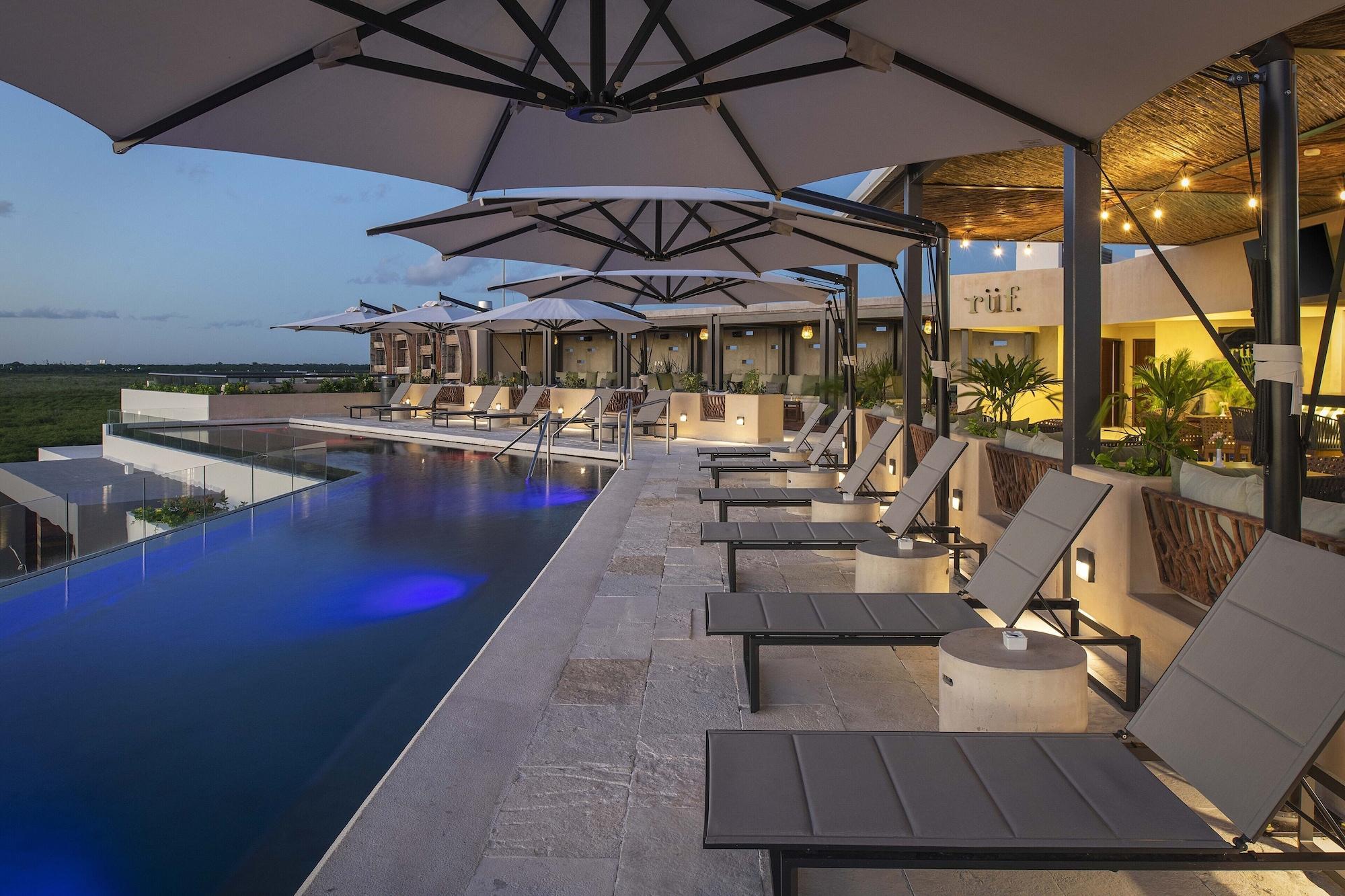 A Private Junior Suite At The All-Inclusive, Ventus At Marina El Cid Spa & Beach (Adults Only) Пуэрто-Морелос Экстерьер фото