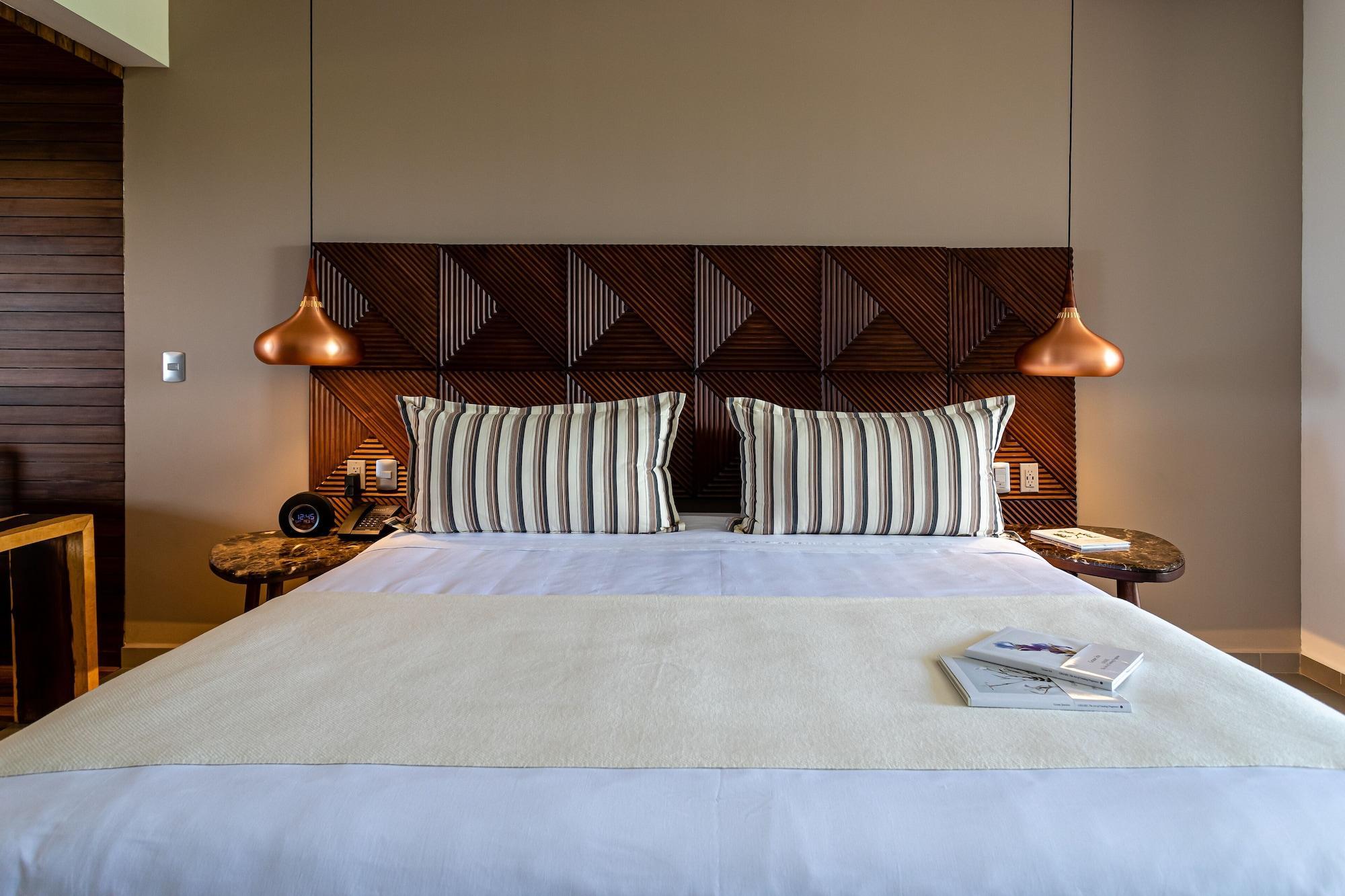 A Private Junior Suite At The All-Inclusive, Ventus At Marina El Cid Spa & Beach (Adults Only) Пуэрто-Морелос Экстерьер фото